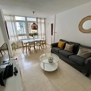 https://malagueta-sol-y-playa.1costadelsol.com